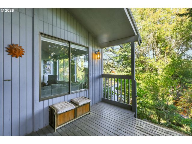 3212 Nw WILSON St, Portland, OR 97210