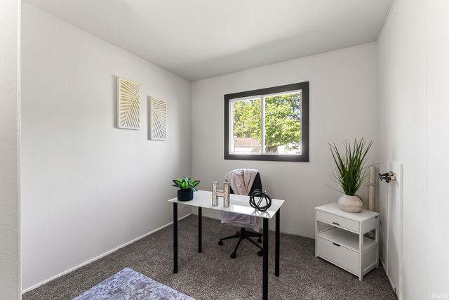 1194 Braeburn Drive, New Haven, IN 46774