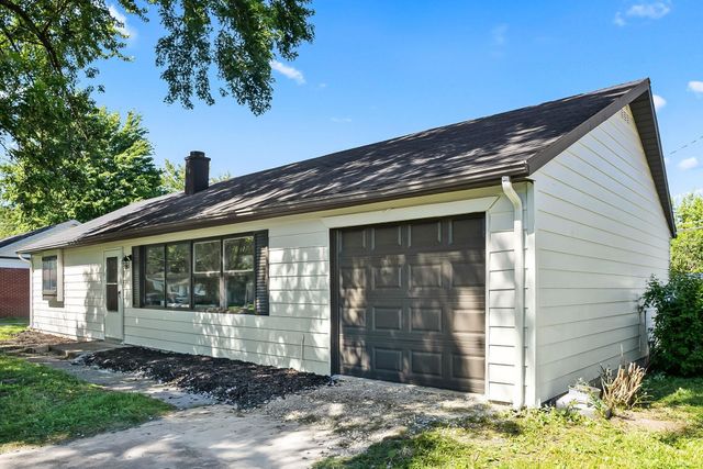 1194 Braeburn Drive, New Haven, IN 46774