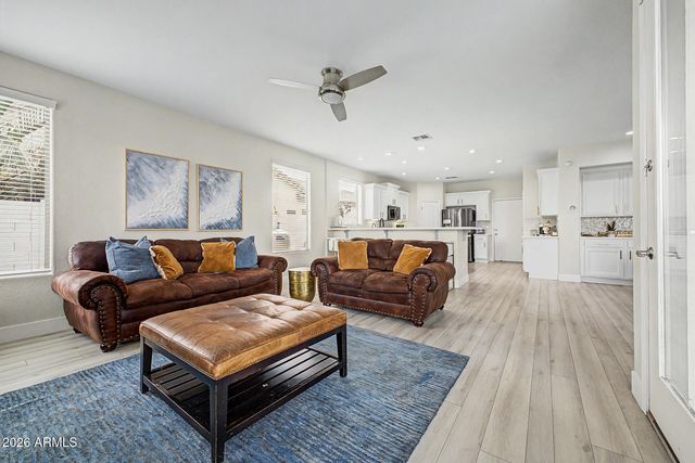 6745 S RACHAEL Way, Gilbert, AZ 85298