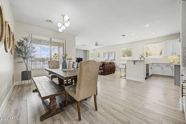 6745 S RACHAEL Way, Gilbert, AZ 85298