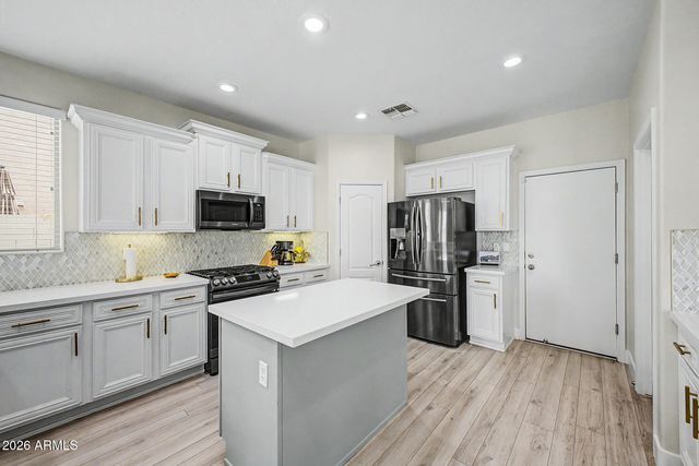 6745 S RACHAEL Way, Gilbert, AZ 85298