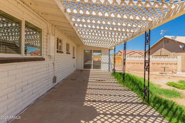 8270 W NEWPORT Circle, Arizona City, AZ 85123