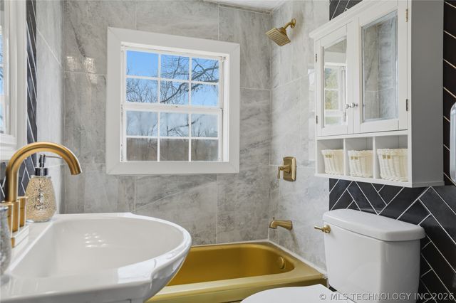 4200 S 30th Street West, Muskogee, OK 74401