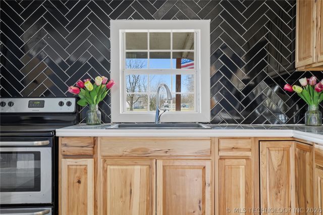 4200 S 30th Street West, Muskogee, OK 74401