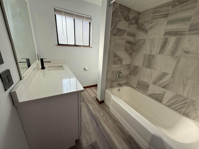 295 E Whittier Street, 293, Columbus, OH 43206