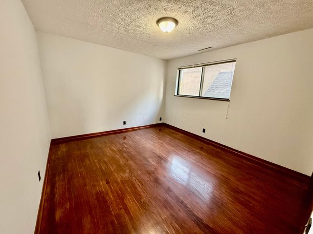 295 E Whittier Street, 293, Columbus, OH 43206