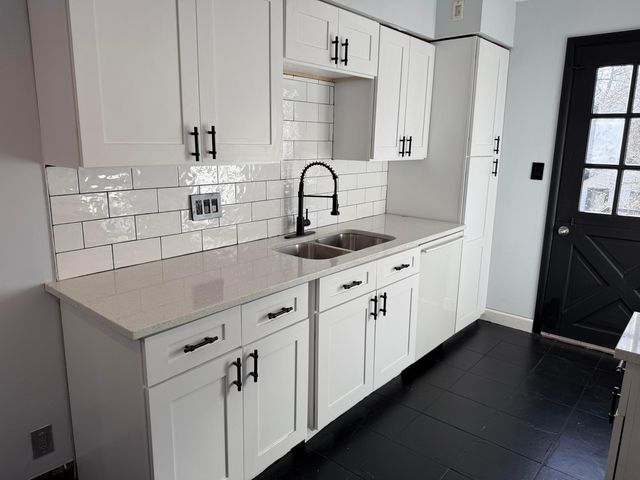 295 E Whittier Street, 293, Columbus, OH 43206