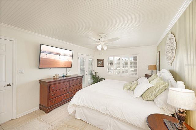 5600 BEACH WAY DR 213, Sarasota, FL 34242