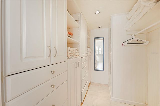 5600 BEACH WAY DR 213, Sarasota, FL 34242