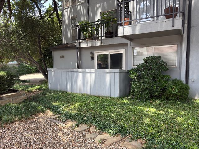 4020 Holland Avenue 106, Dallas, TX 75219