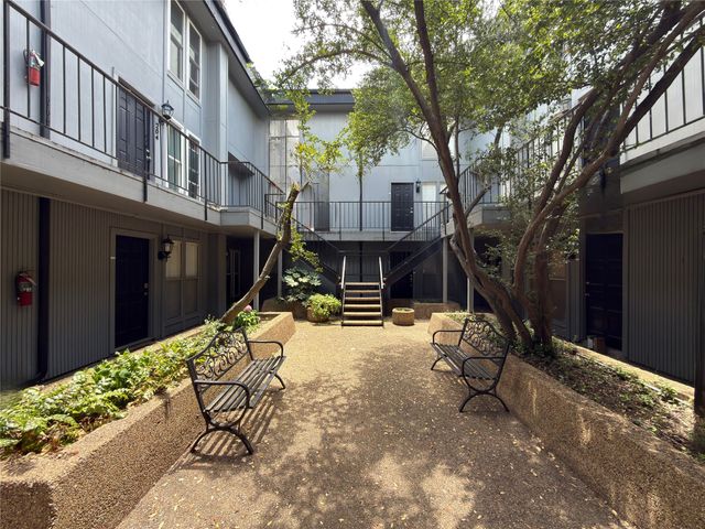 4020 Holland Avenue 106, Dallas, TX 75219