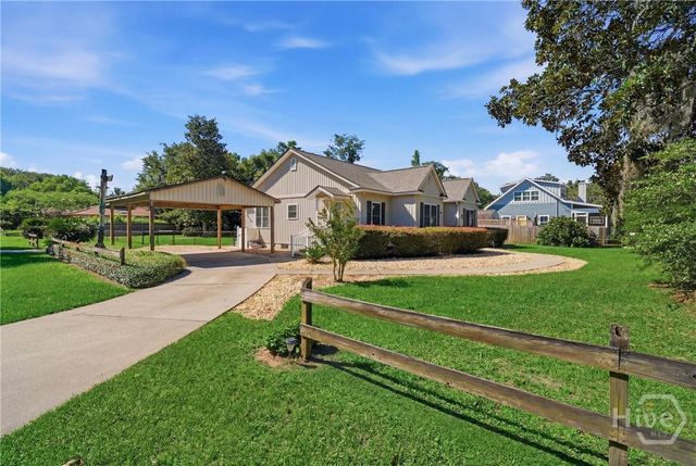 402 Houston Street, Darien, GA 31305