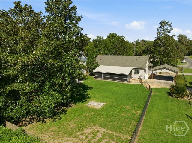 402 Houston Street, Darien, GA 31305