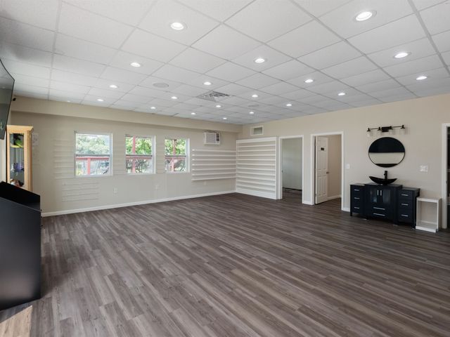 5134 MacCorkle Avenue, South Charleston, WV 25309