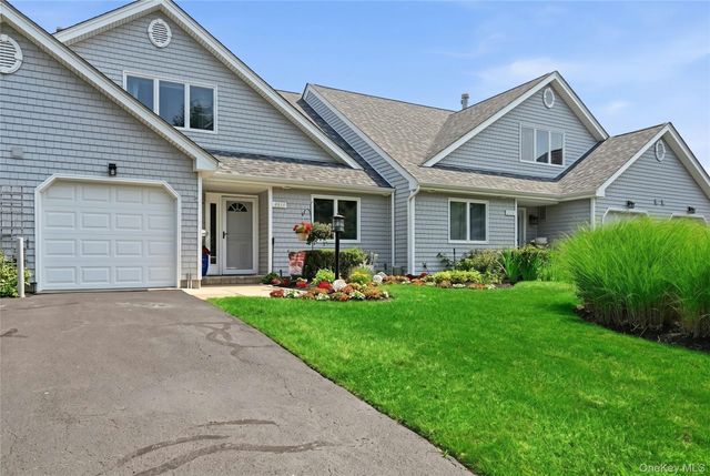 4010 The Fairway, Baiting Hollow, NY 11933