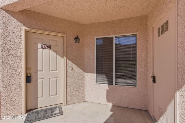 1598 N Paseo La Tinaja, Green Valley, AZ 85614