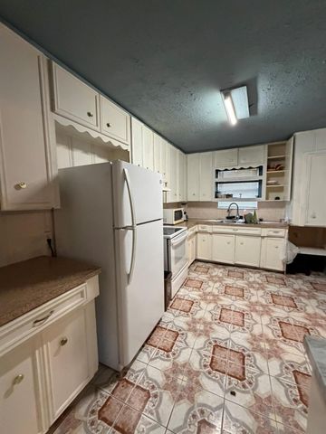 247 Hohldale Street, Houston, TX 77022