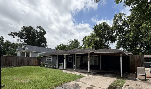 247 Hohldale Street, Houston, TX 77022