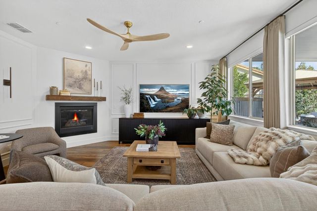 4048 Chuckwagon Way, Roseville, CA 95747