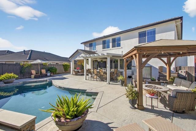 4048 Chuckwagon Way, Roseville, CA 95747