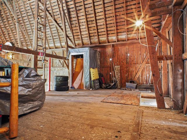 6596 W Washington Road, Sumner Twp, MI 48847