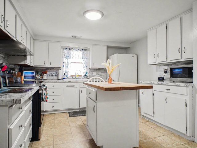6596 W Washington Road, Sumner Twp, MI 48847