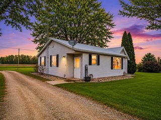 6596 W Washington Road, Sumner Twp, MI 48847