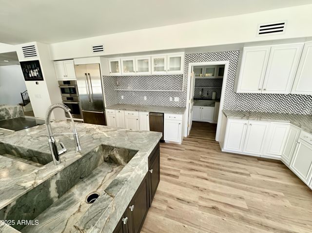 10113 E Topaz Drive, Scottsdale, AZ 85258