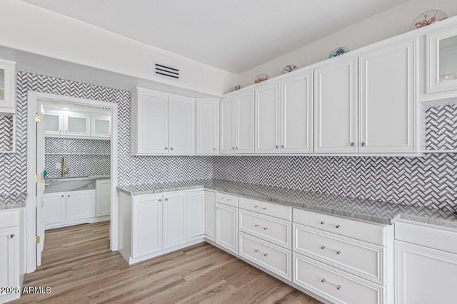 10113 E Topaz Drive, Scottsdale, AZ 85258