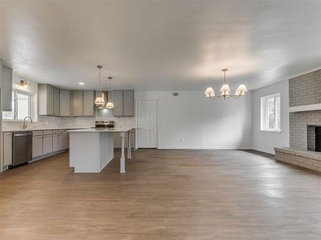 11500 Brockhaus Road, Guthrie, OK 73044