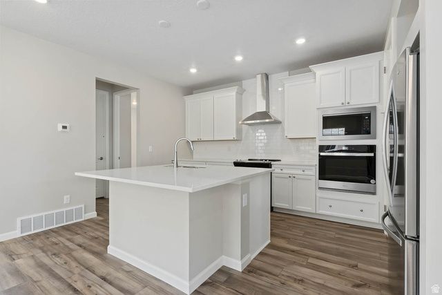 6193 W FOLLY ISLAND WAY, South Jordan, UT 84009