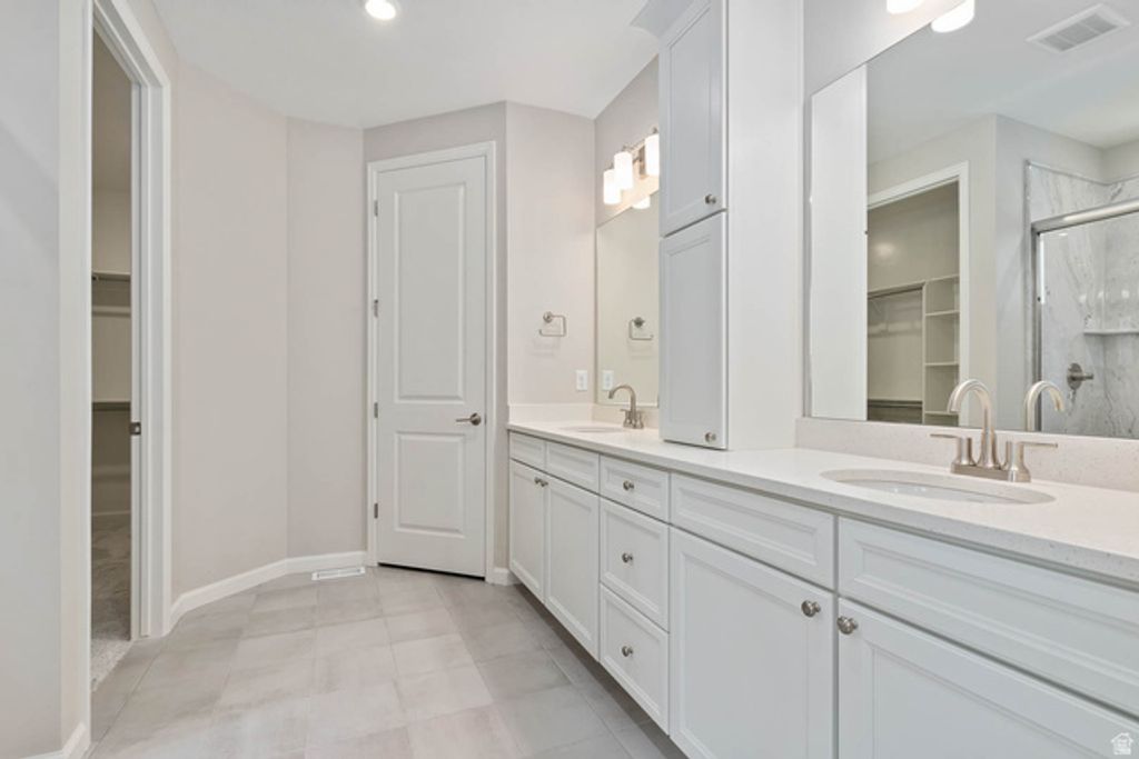 Image 15 of property listing at 6193 W FOLLY ISLAND WAY #536, South Jordan, UT 84009