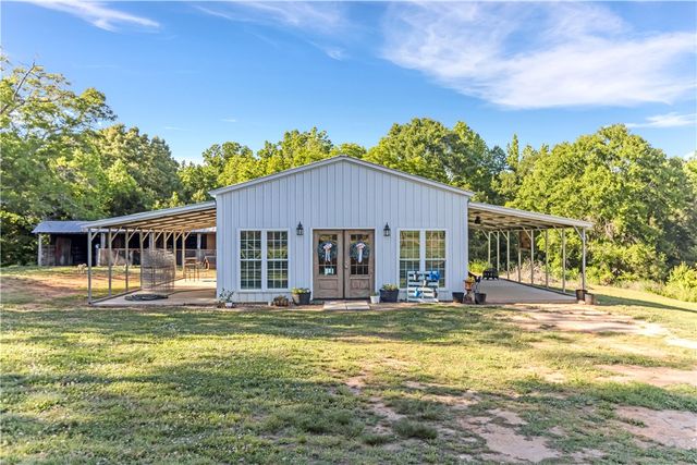 2528 Elberton Highway, Iva, SC 29655