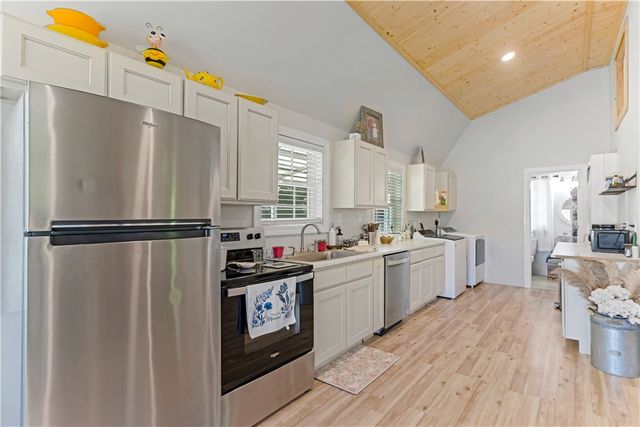 2528 Elberton Highway, Iva, SC 29655