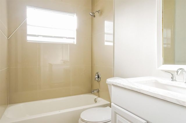 8311 ESPERANZA STREET, Orlando, FL 32817