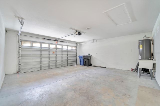 8218 CANARY CANYON WAY, Tampa, FL 33647