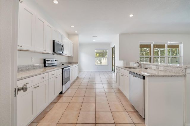 8218 CANARY CANYON WAY, Tampa, FL 33647
