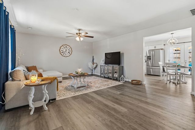 30 Childress Drive, Somerset, KY 42503