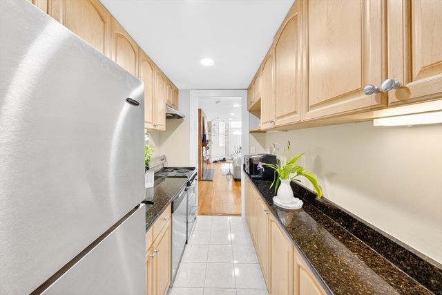 352 Tappan St 1, Brookline, MA 02445