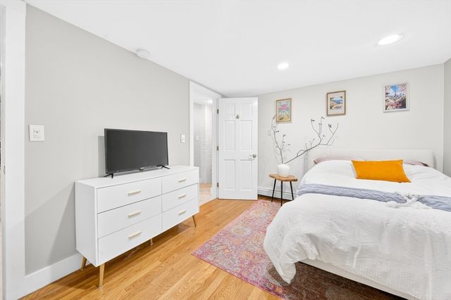 352 Tappan St 1, Brookline, MA 02445