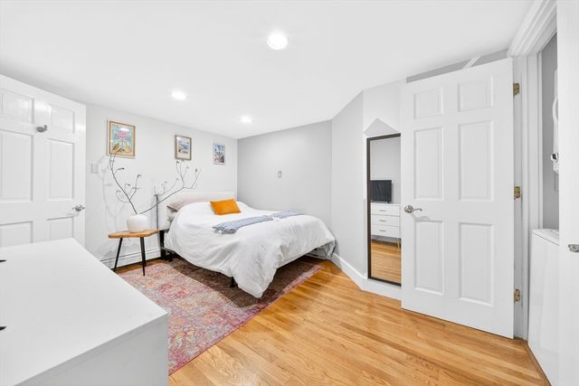 352 Tappan St 1, Brookline, MA 02445