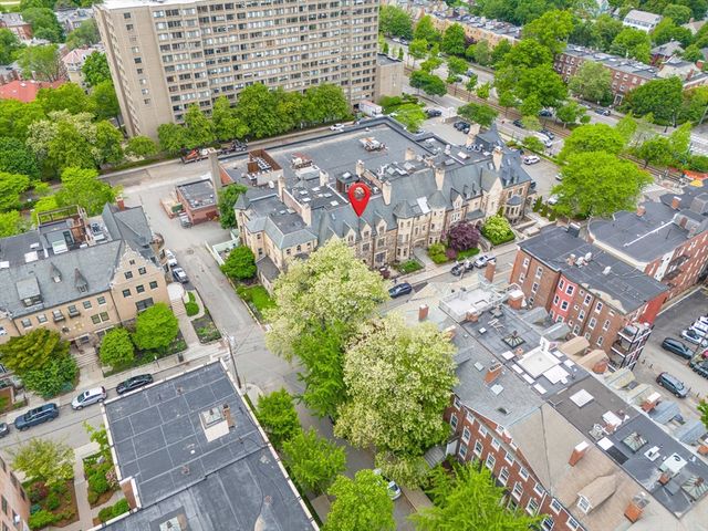 352 Tappan St 1, Brookline, MA 02445