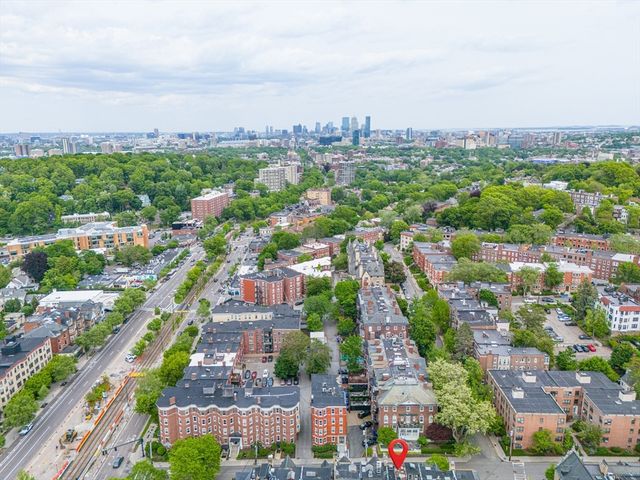 352 Tappan St 1, Brookline, MA 02445