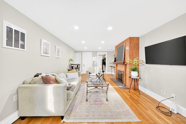 352 Tappan St 1, Brookline, MA 02445