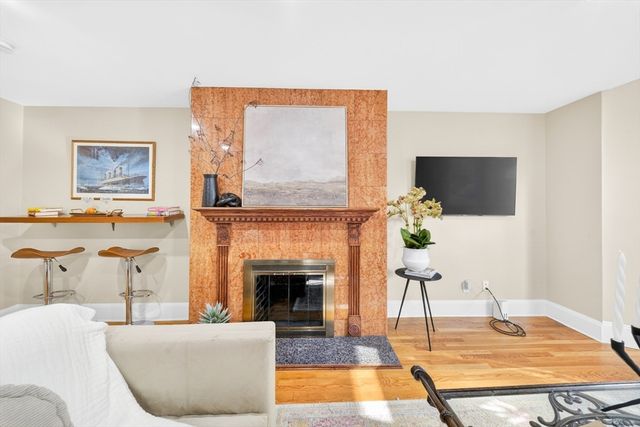 352 Tappan St 1, Brookline, MA 02445