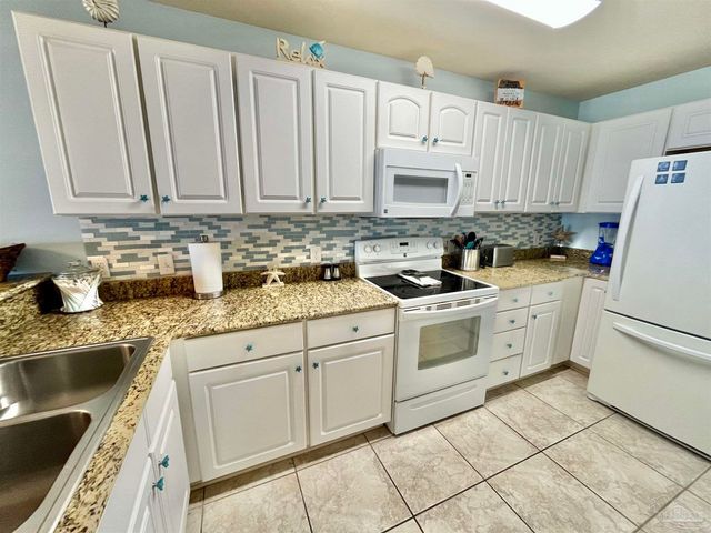 16070 Innerarity Pt Rd, Pensacola, FL 32507