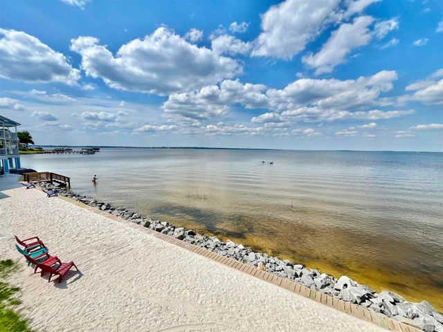 16070 Innerarity Pt Rd, Pensacola, FL 32507