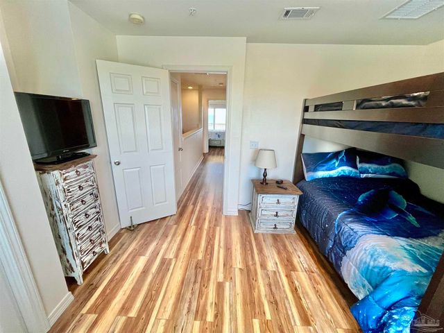 16070 Innerarity Pt Rd, Pensacola, FL 32507