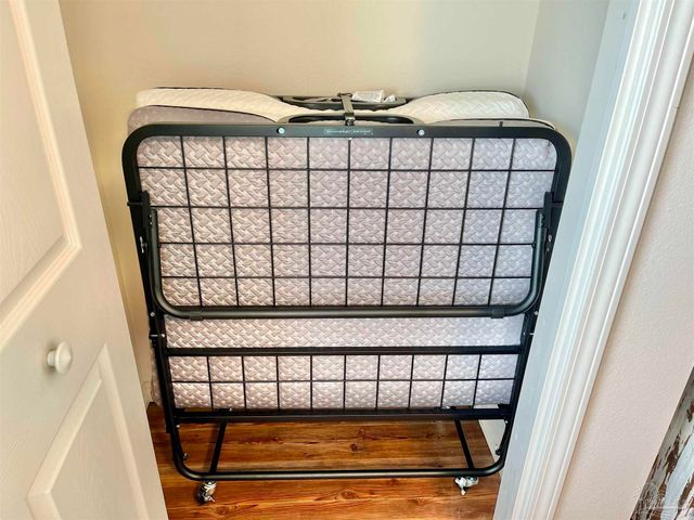 16070 Innerarity Pt Rd, Pensacola, FL 32507